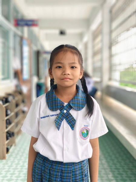 นันท์นภัส อันทอง